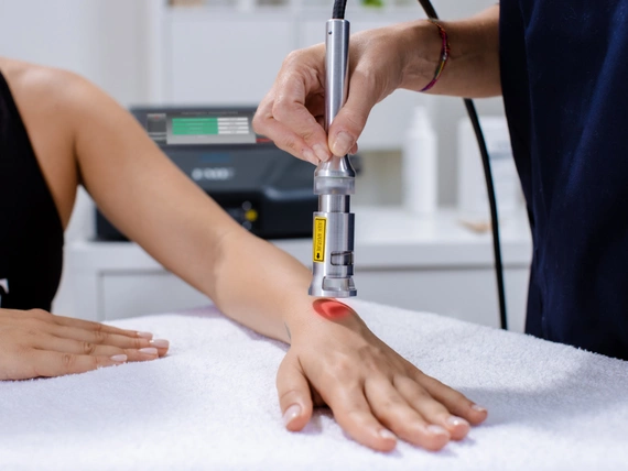 Laser wysokoenergetyczny BIPOWER LUX SP 9W/810+980 nm