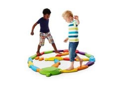 Ścieżka sensoryczna Kolorowa Rzeka Gonge z wyspami i mostami