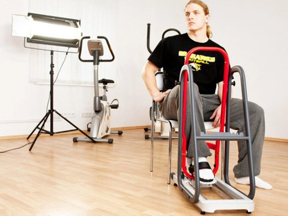 Urządzenie do rehabilitacji stawu skokowego i kolanowego AVIOR