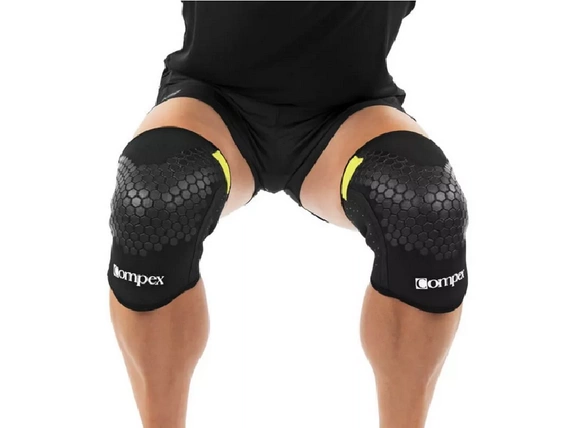 Stabilizator kolana Compex Knee Sleeve BLACK 5mm